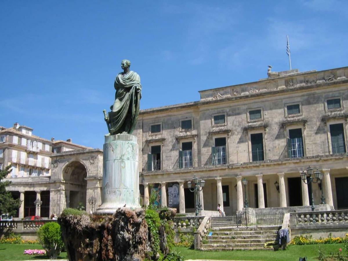 Aay- Best Corfu Town & Sea Apart 2Bedroom Renovated + Lift / Comfy&Design+Wifi المظهر الخارجي الصورة